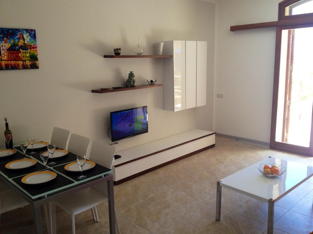 Fort Chambray Apartment Għajnsielem Rom bilde